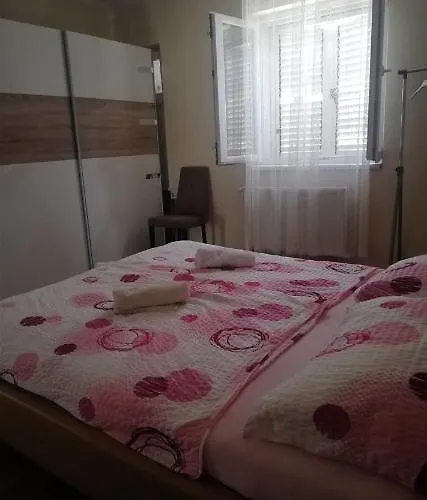 Sunset 아파트 시베니크